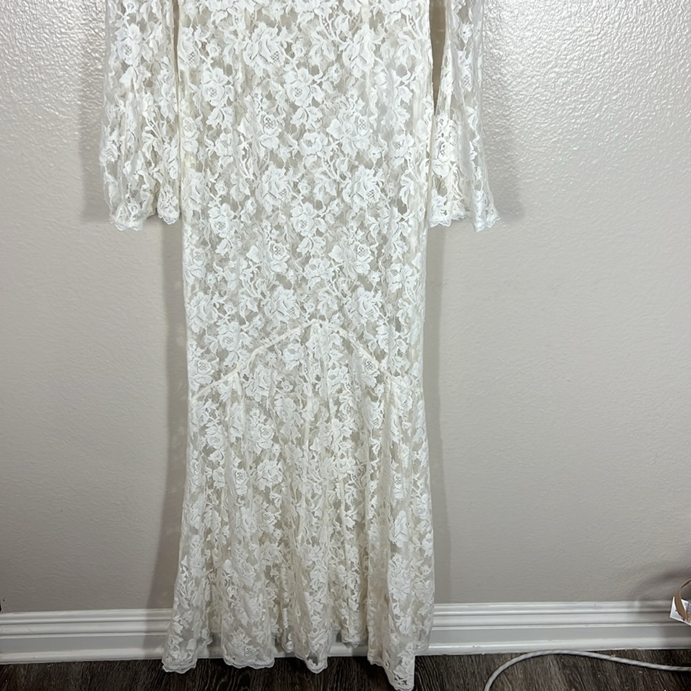 Stone Cold Fox x REVOLVE Grace Gown in Ivory As Seen On Nara Smith - Picture 6 of 9